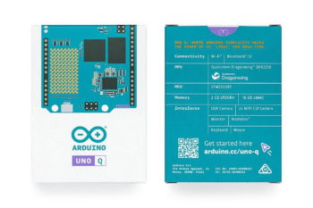 Opakowanie Arduino UNO Q z parametrami płytki na tylnej stronie