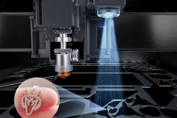 Głowica lasera xTool MetalFab tnąca stalową blachę w module CNC