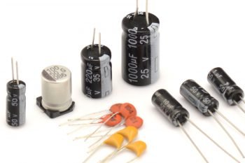 Kurs elektroniki – #4 – kondensatory, filtrowanie zasilania
