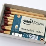 Złącze z tyłu modułu Intel Edison.