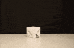 Sześcienny robot skacze za pomocą sprężystych języków