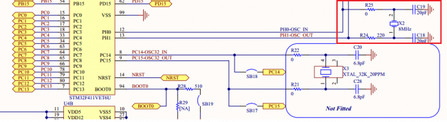 Schemat podłączenia zewnętrznego rezonatora kwarcowego do mikrokontrolera na płytce STM32F411Discovery