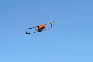 Armia amerykańska testuje rój 103 dronów