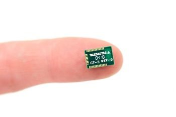 Miniaturowy moduł Arduino z Cortex-M4F, Bluetooth i NFC