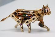 Zbuduj zwinnego robo-kota z Arduino i Raspberry Pi