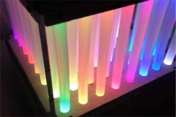 Ozdoba z kleju na gorąco – alternatywa dla LED Cube?