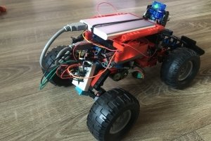 Robot z klocków LEGO