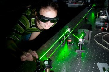Jak działa laser? Czym jest dioda laserowa?