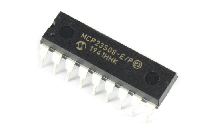 MCP23S08 to ekspander GPIO, z którym można komunikować się przez SPI