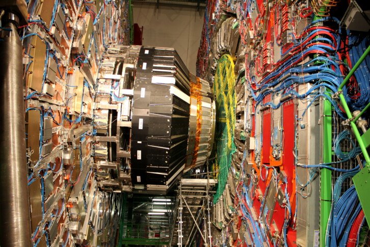 Detektor CMS z Wielkiego Zderzacza Hadronów, który w 2013 roku pozwolił potwierdzić istnienie bozonu Higgsa