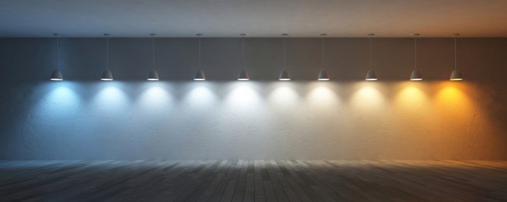 Barwa taśmy LED to kwestia indywidualna – symulacja oświetlenia LED (od barwy zimnej do ciepłej)