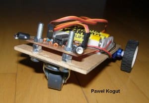 2144266216_RobotGuciopozoeniu.thumb.JPG.c0662e6722bcf381b5c933c18e40e927.JPG