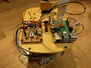 729029798_Robotty.thumb.jpg.04eea4b51fc044db8de18bc5f46bb889.jpg