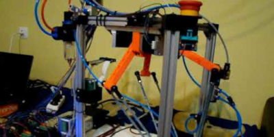Robot klasy delta "Astra"