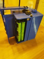Baterie.thumb.jpg.3c1f7cd34bb269e2f73eba2ed44fadb5.jpg
