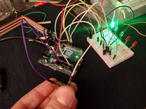 1614353298_bateria15V.thumb.jpg.429728a58509af5cf33b2cb0f90d0a71.jpg