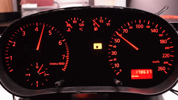 Licznik do gier racingowych na bazie Arduino od Audi A3