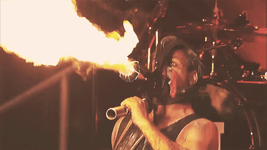rammstein.thumb.gif.49e9ca7023dc39e09ffbcf9181cbaa4e.gif