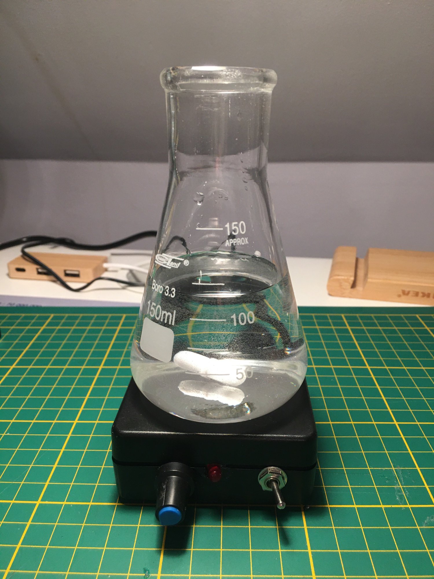 Małe mieszadełko magnetyczne DIY