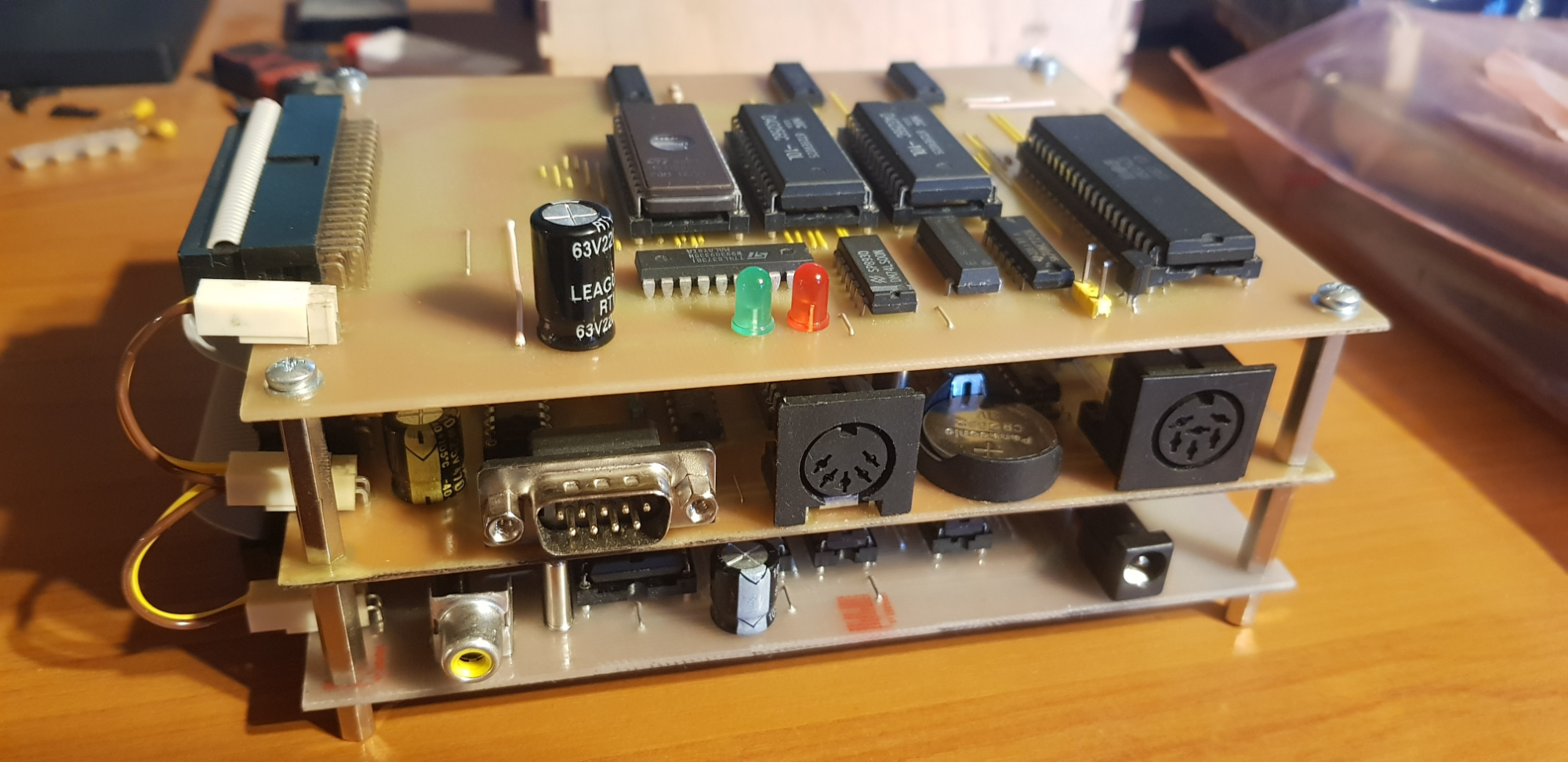 Komputer retro na kultowym procesorze MOS6502